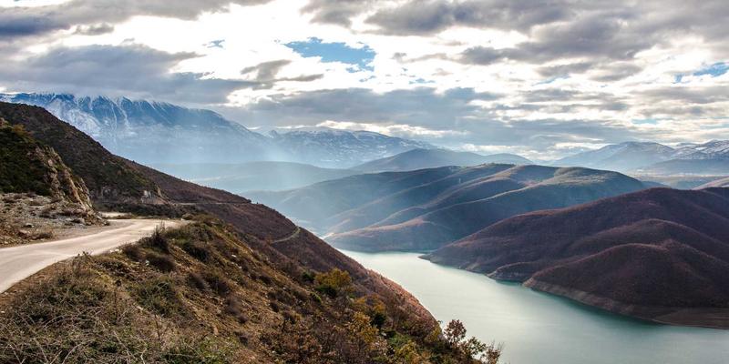 微量营养素缺乏的现代隐患：镁、锌、维生素D的日常补充策略与天然产品人参、燕窝的协同作用